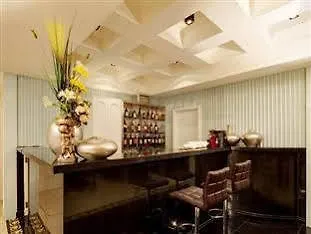 **  Ole Tai Sam Un Hotel Macau China